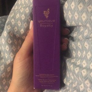 Younique Royalty Hydrating Day Cream
